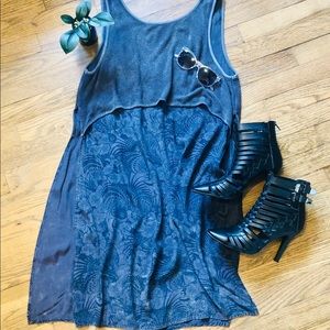 NWOT! Gimmicks Long Tank w/ Split Sides